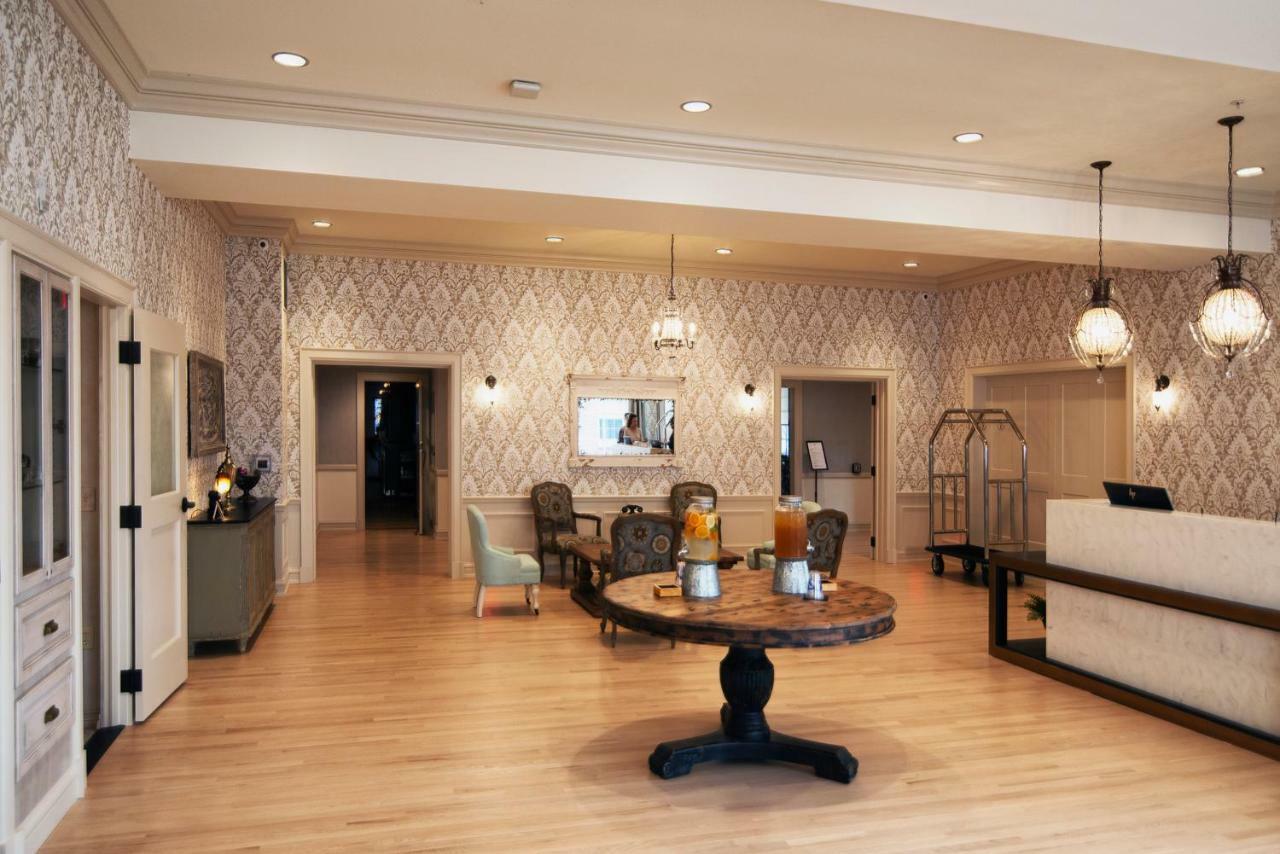 The Stella Hotel & Ballroom Кеноша Экстерьер фото